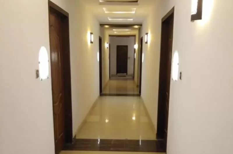 The Rich Hotel Lahore