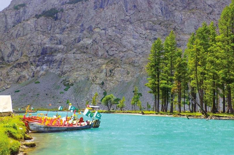 4 Days 3 Nights Deluxe Tour package to Swat Valley