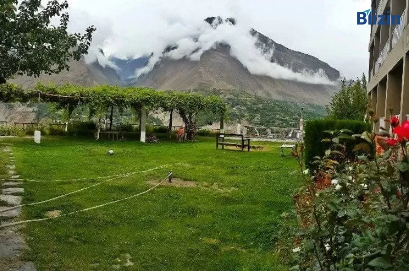 4 days 3 nights islamabad to hunza valley standard honeymoon tour spring package