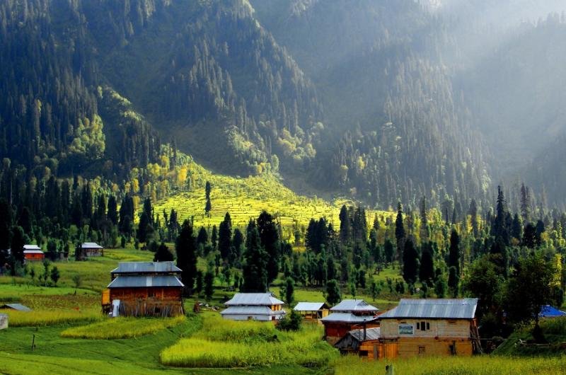 4 Days tour to Neelum Valley