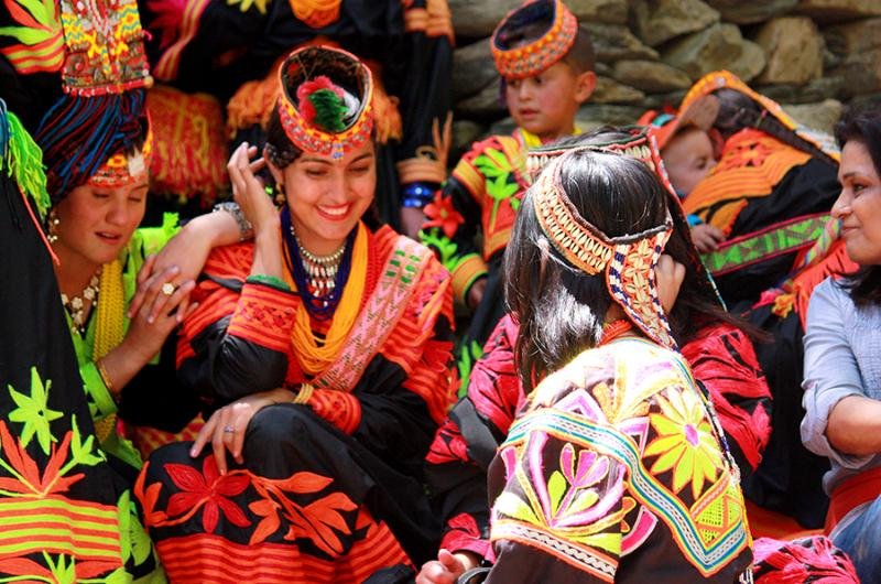 4 Days Trip to Explore Kalash Valley Choimus Festival