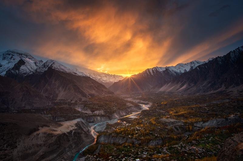 5 Days Tour to Hunza, Gilgit & Khunjrab Pass