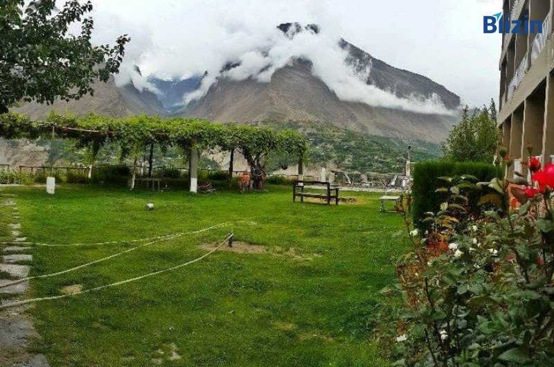 7 days 6 nights islamabad to hunza valley standard family tour spring package